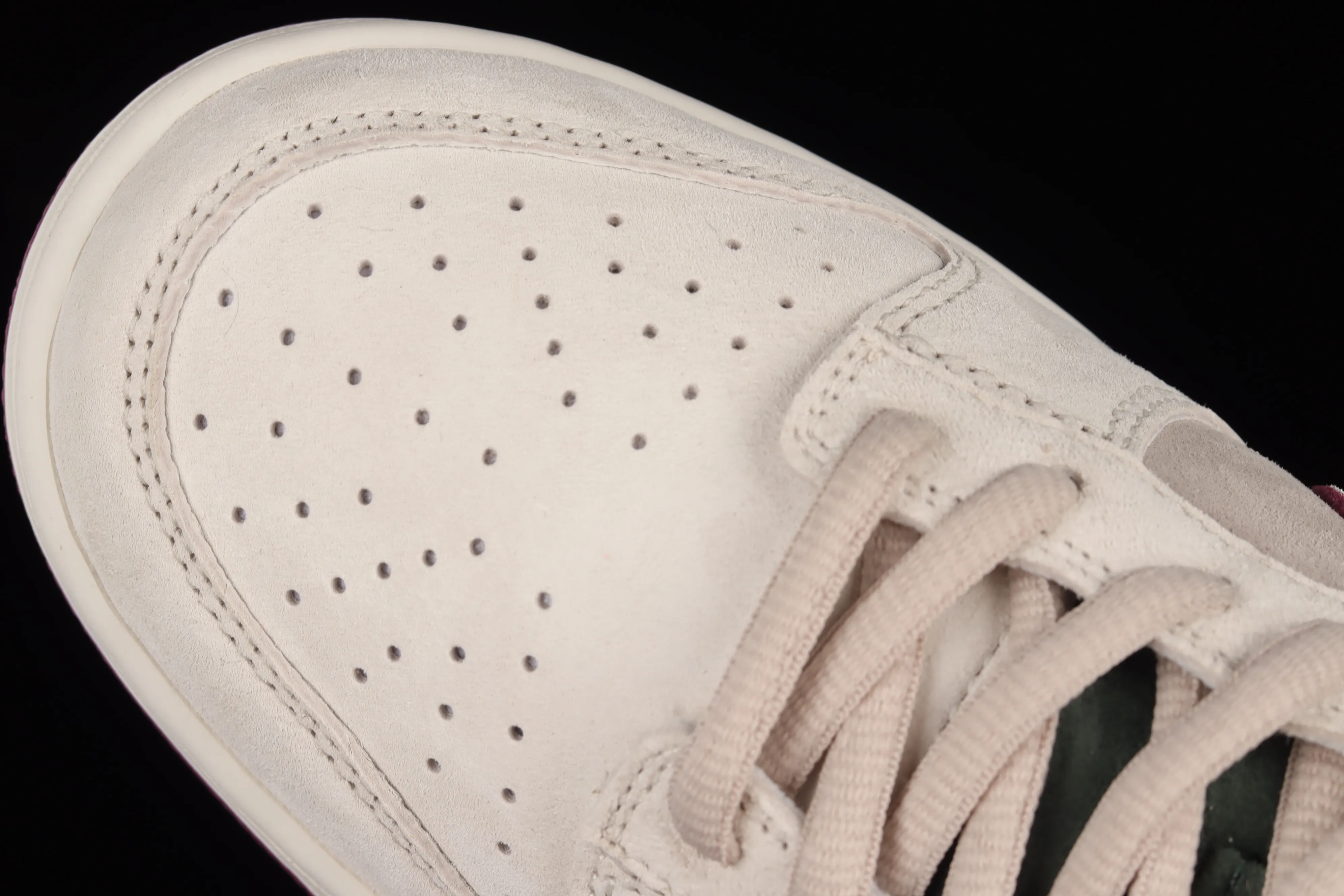 All Categories Nk SB Dunk Series Nk SB Dunk Low Low-top sneakers Otomo Katsuhiro x Nk SB Dunk Low "Steamboy OST" Otomo Katsuhiro co-branded SB low-top sports and leisure sneakers LF0039-013